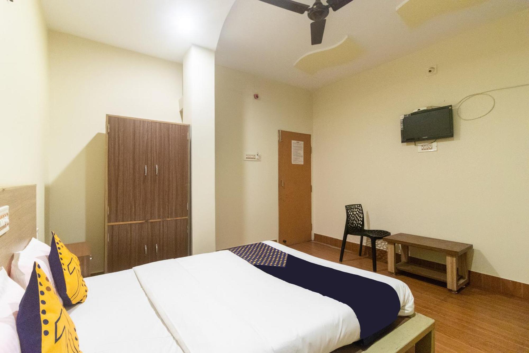 Spot On Prabir Residency Inn Urali Экстерьер фото